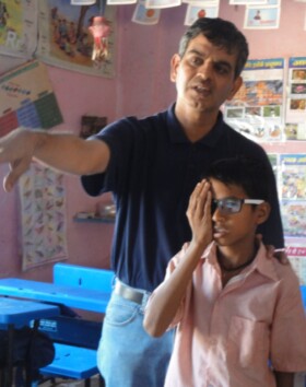 Team Suhrid helping children to read